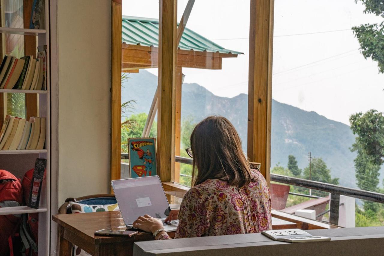Alt Life - Dharamkot Hostel McLeod Ganj Εξωτερικό φωτογραφία