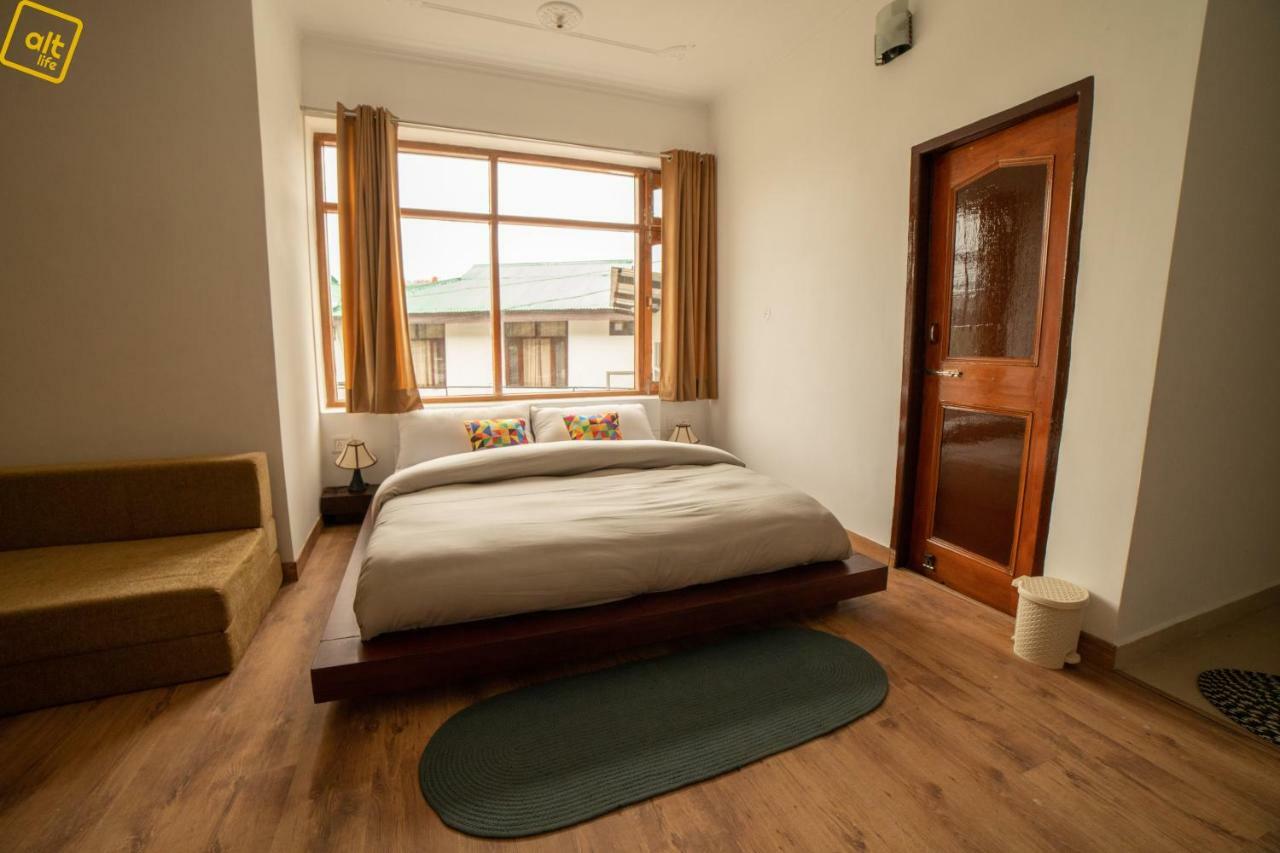 Alt Life - Dharamkot Hostel McLeod Ganj Εξωτερικό φωτογραφία