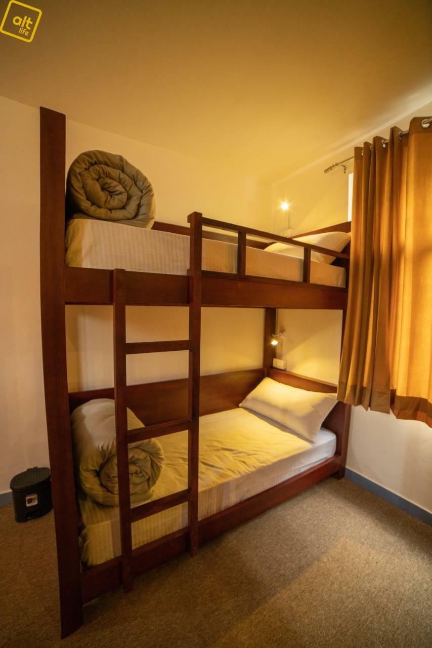 Alt Life - Dharamkot Hostel McLeod Ganj Εξωτερικό φωτογραφία